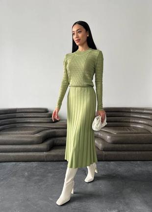 Изысканное платье