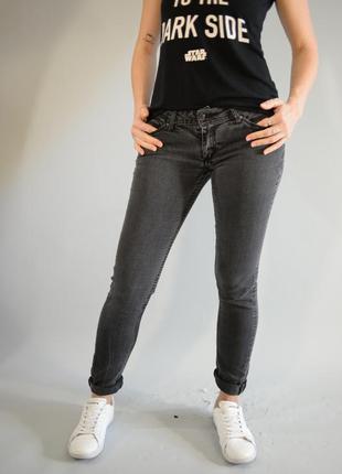 Черные скини темные женские джинсы для девочек h&m super squin