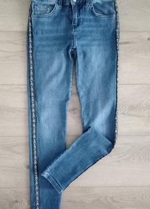 Джинсы 👖here & there ( 152 см )