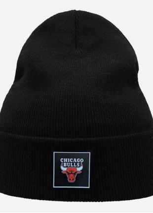 Зимова шапка chicago bulls / шапка chicago bulls чорна