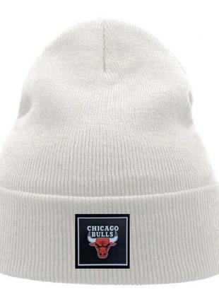 Зимняя шапка chicago bulls / шапка chicago bulls белая