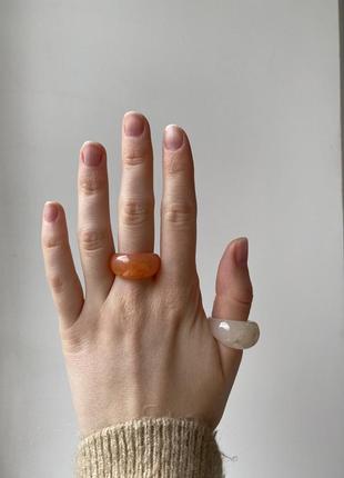 Пластиковые массивные перстни, колечко, кольцо объемное4 фото