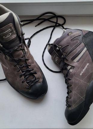 Бомбезные мужские осенне-зимние кожаные ботинки на мембране gore tex 
scarpa