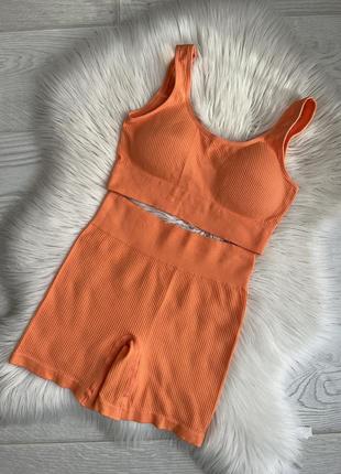 Комплект спортивний для фітнесу жіночий топ з чашечками та шорти велосипедки помаранчевий оранжевий костюм для фітнесу спорту тренувань