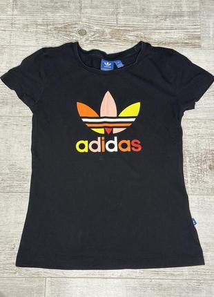 Футболка adidas