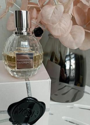 Растительный парфюм flowerbomb от viktor &amp; rolf