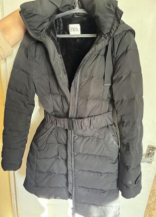 Женская куртка zara зимняя1 фото