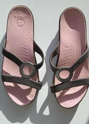 Сандалии crocs sandal размер us w7, на 37-38, стелька 24.5 см крокс