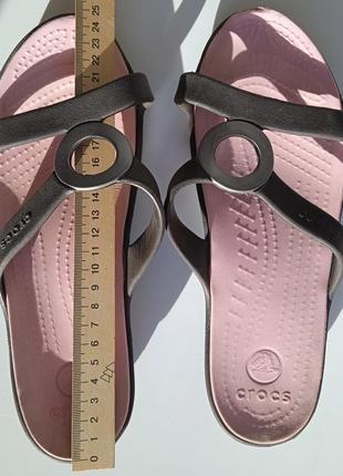 Сандалии crocs sandal размер us w7, на 37-38, стелька 24.5 см крокс3 фото