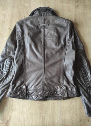 Женская фирменная кожаная куртка косуха  mauritius.  размер  s-m (38)4 фото