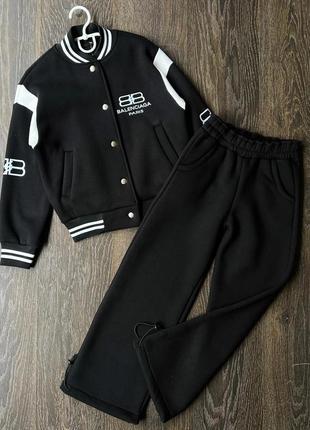 Стильний костюм