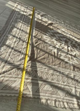 Стильный бежевый платок с геометрическими принтом шарф платок2 фото