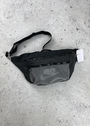 nike one tech hip pack grey сумка мессенджер бананка оригинал