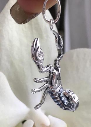 Скорпион из серебра 925