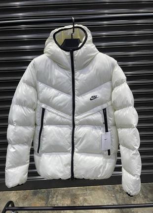 Зимняя куртка в стиле nike