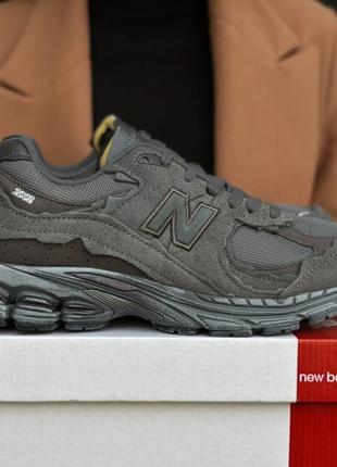 Шикарні стильні кросівки "new balance 2002r"