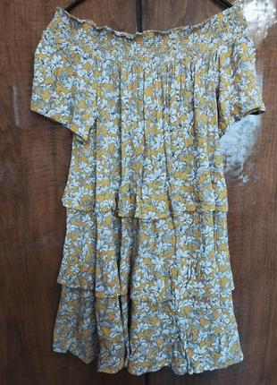 Платье женочье