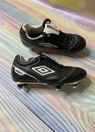 Бутсы umbro размер 28,5 дар