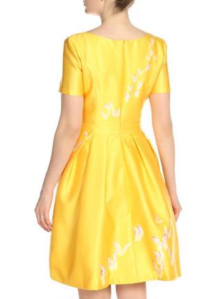 Желтое платье (абсолютно новое, ни разу не одевалось)