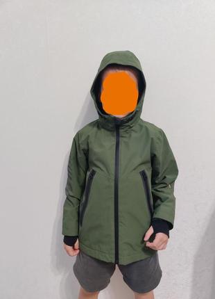 Демисезонная водоотталкивающая куртка на мальчика 3-5 лет