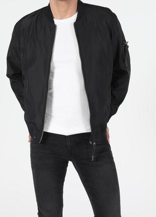 Бомбер утеплений на синтапоні.