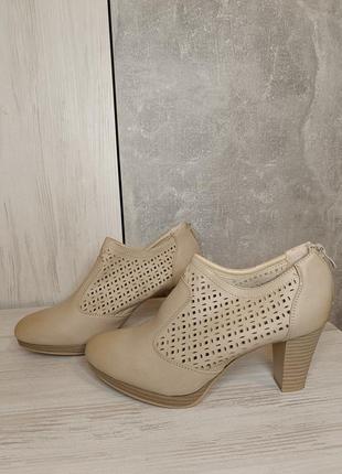 Ботильони 6