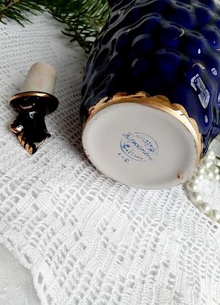 Подставка под книги