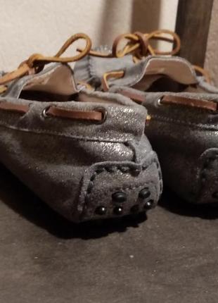 Кожаные туфли макассины серые серебристые soiree, р. 363 фото