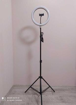 Лампа кольцевая 26 см + штатив.