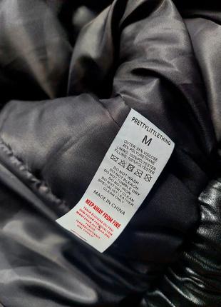 Трендовая стильная брендовая укороченная кроп куртка эко кожа с оригинальным рукавами8 фото