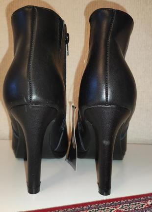 Ботильони чоботи esmara 39р.6 фото