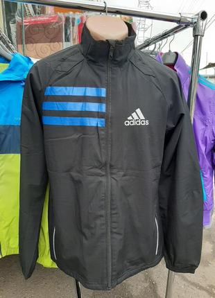 Вітрівка чоловіча чорна спортивна