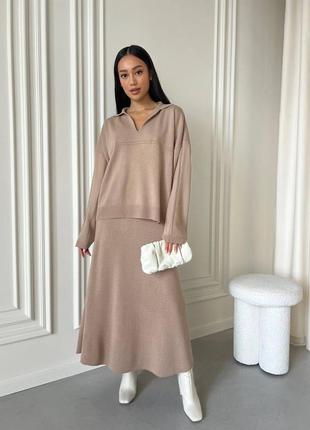 Просто невероятный трикотажный костюм.