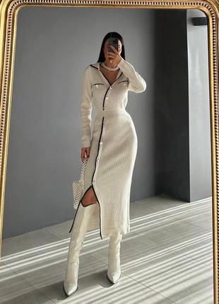 Платье в рубчик вязаное олд мани old money элегантное силуэтное базовая стильная тренд зара zara меди с разрезом3 фото
