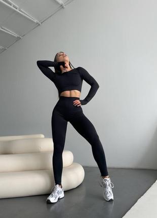 Утягуючий фітнес костюм лосини пуш ап та рашгард
