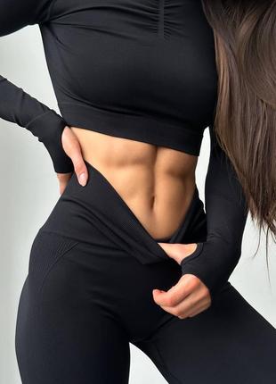 Утягуючий фітнес костюм лосини пуш ап та рашгард