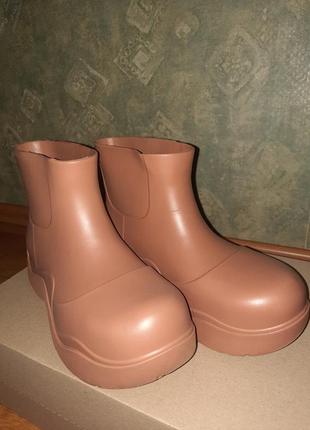 Бежеві, світло коричневі резинові гумові сапоги черевики чоботи челсі2 фото