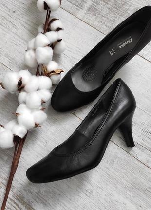 Удобные новые черные кожаные туфли лодочки bata на подошве flexible2 фото