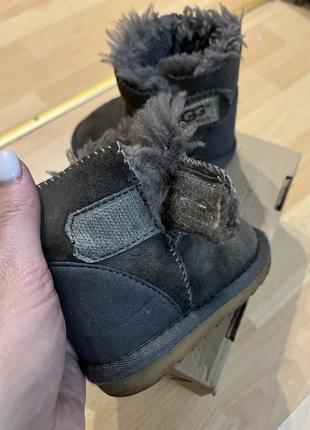 Зимові чоботи дитячі оригінал ugg