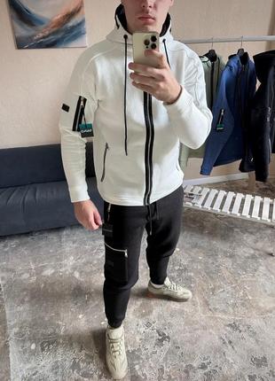 Зимний мужской спортивный костюм