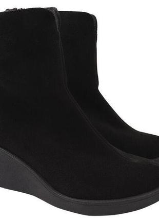 Ботинки женские из натуральной замши,на платформе,черные, украина savio, 36