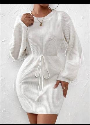 Платье короткое вязаное с длинными рукавами приталено мини с поясом платье теплая стильная базовая белая бежевая
