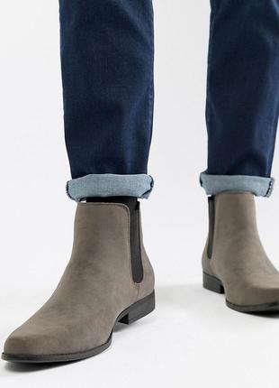 Серые ботинки челси для широкой стопы из искусственной замши asos design