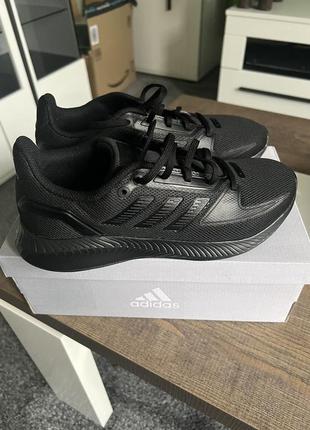 Кросовки р37- 37.5 adidas  size uk 5 - us. 6.5