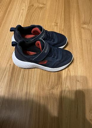 Кросівки skechers