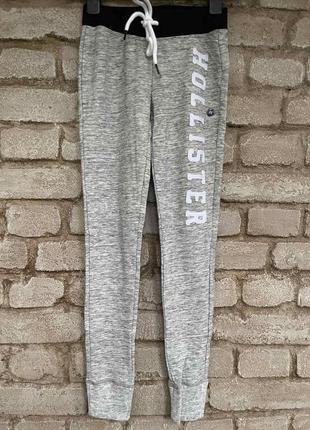 Тонкие флисовые джоггеры hollister размер xxs-xs  лосины серые