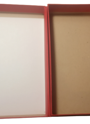 Подарочная упаковка, коробка bodo красная