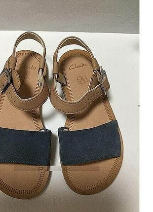 Р.30,31,34,36,37.5,38 clarks девичьи кожаные сандалии оригинал3 фото