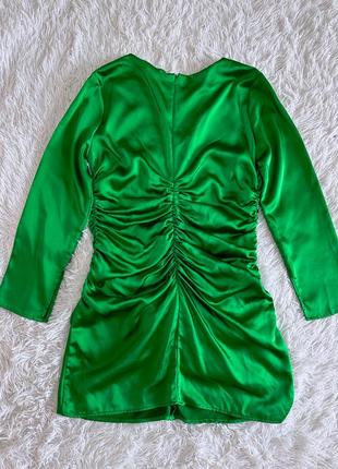Зеленое атласное платье zara8 фото