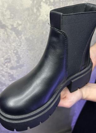 Демисезонные челси от boohoo